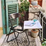 דירה The Artist's House *