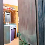 דירה The Artist's House