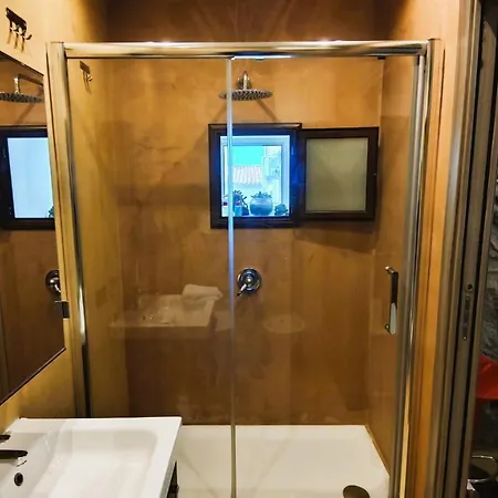 The Artist's House Apartman *