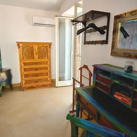 Apartment The Artist's House