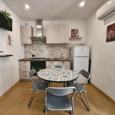 The Artist's House Apartment Cefalu