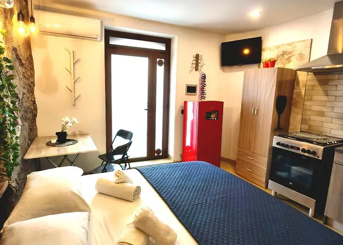 The Artist's House Apartment *