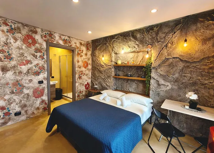 Apartment The Artist's House