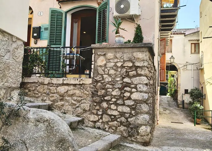 The Artist's House Apartment